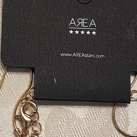 AREA Stars Gold Tone Pendant Necklace New - Picture 2 of 6